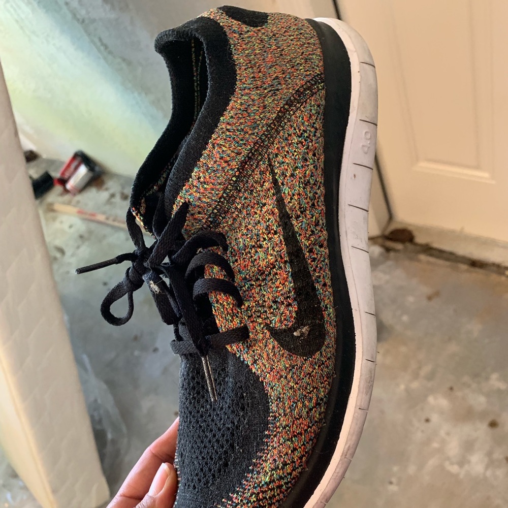 Men’s Nike size 9